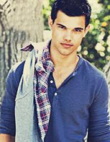 /album/fenykepgaleria/taylor-lautner-jpg/